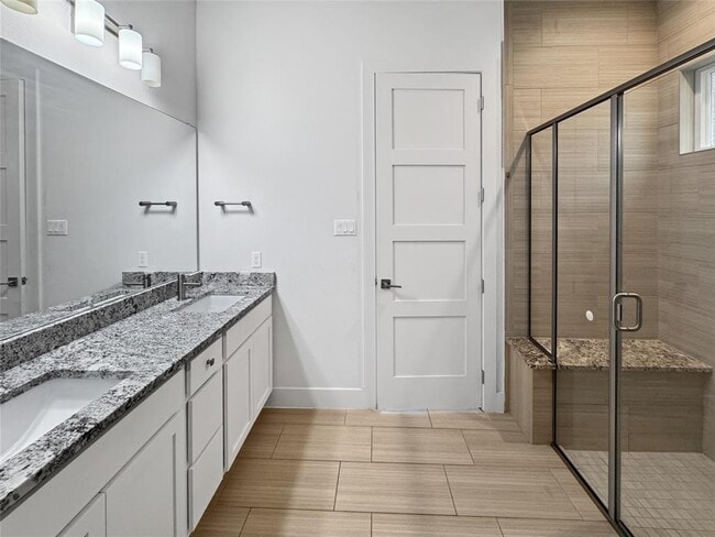 Building Photo - 1304 Westborough Ln