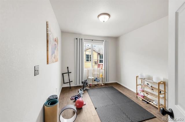 Building Photo - 571 S Mobile Pl