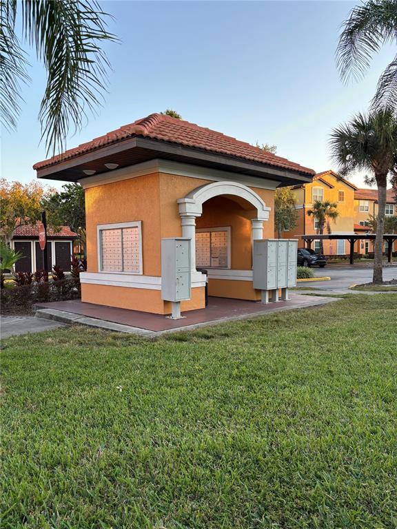 Building Photo - 5463 Vineland Rd