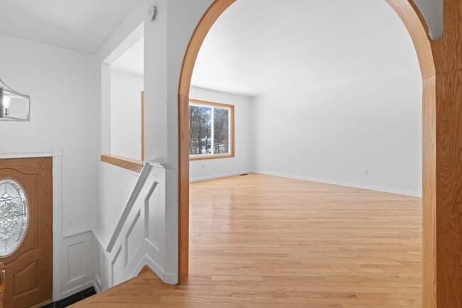 Building Photo - 655 Ferndale Ave