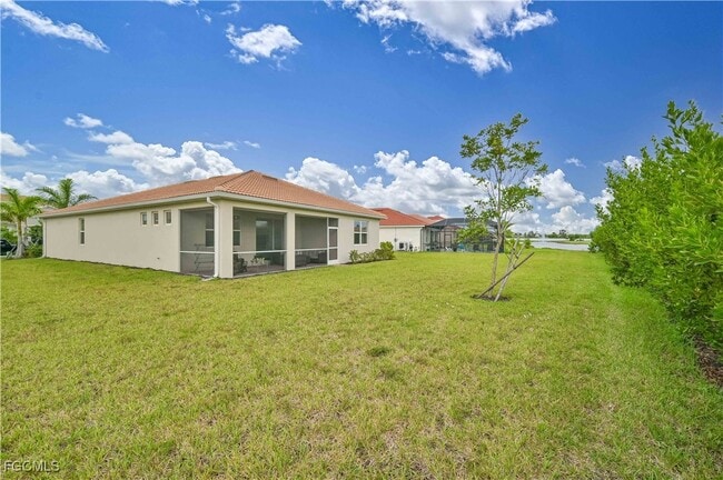 Building Photo - 2916 Royal Gardens Ave