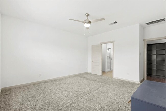 Building Photo - 29627 Ella Larchmont Ct