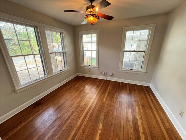 Building Photo - 3009 French Pl