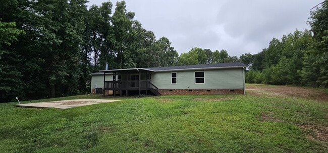 Building Photo - 651 E Sanders Rd