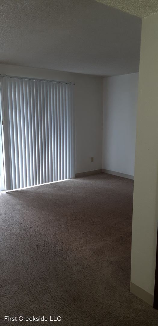Building Photo - 1650 Mowry Square