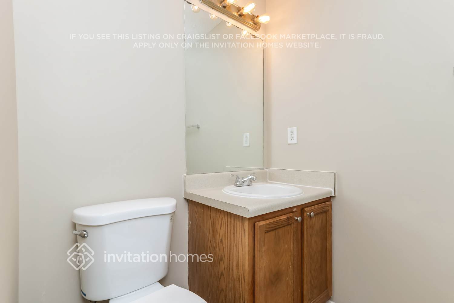 Building Photo - 1154 St Phillips Ct