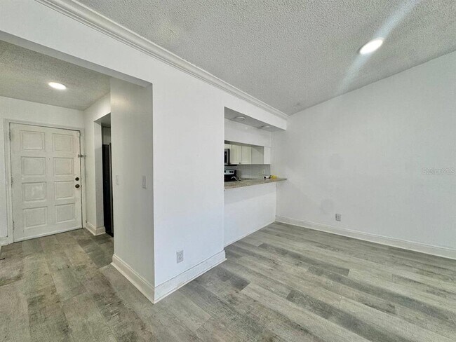 Building Photo - 5102 Lawnton Ct