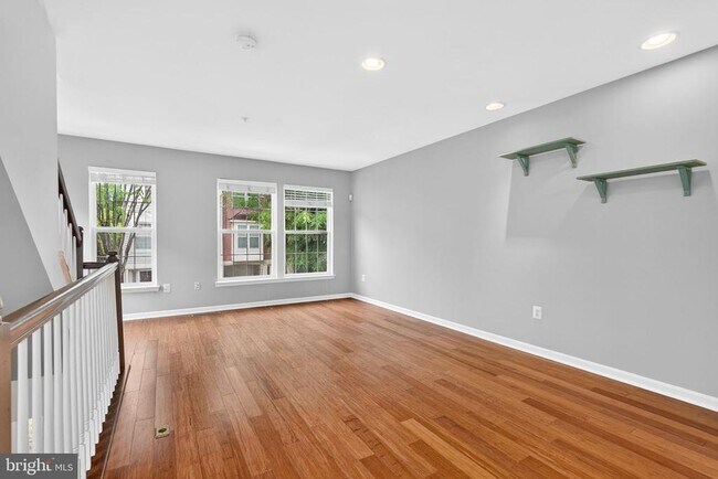 Building Photo - 13810 Fareham Ln