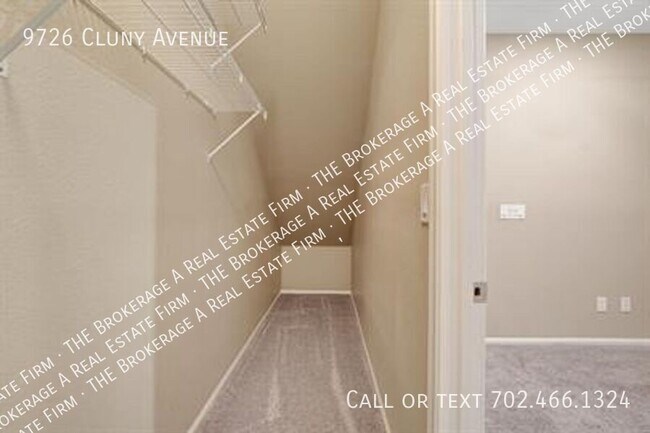 Building Photo - 9726 Cluny Ave