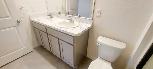 Building Photo - 35386 Spruce Knob Ct
