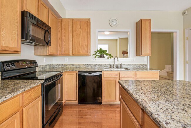 Building Photo - 29 Harbour Heights Dr