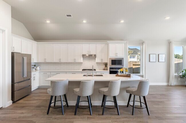 Building Photo - 16147 Sapphire Crst Dr