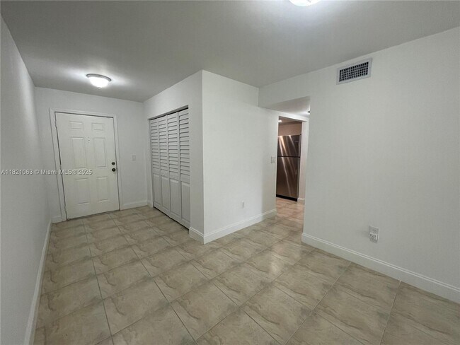 Building Photo - 40 NW 87th Ave