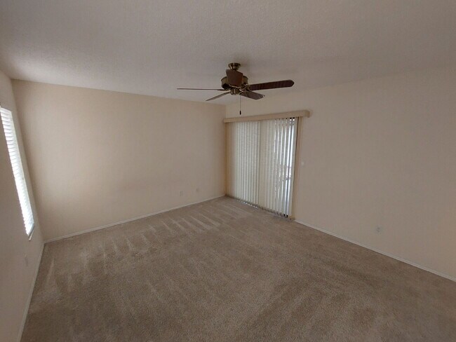 Building Photo - "Charming 2-Bed, 2-Bath Retreat on Monroe ...