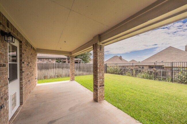 Building Photo - excellent single story home in Willow Park