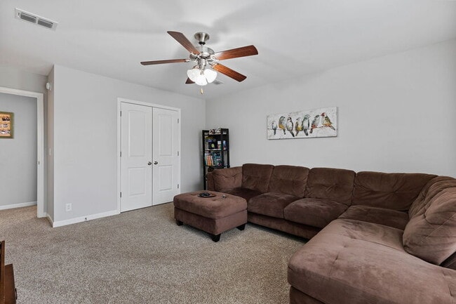 Building Photo - 3213 Mapleside Ln