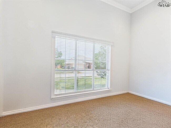 Building Photo - 3504 Rugby Ln