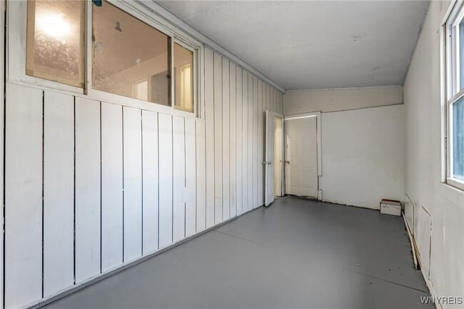 Building Photo - 20 Wood Ave