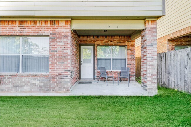 Building Photo - 5227 Brinkman Ct