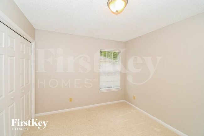 Building Photo - 12028 Shooting Star Ct
