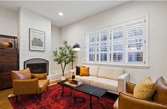 Building Photo - 1238 Waverly St