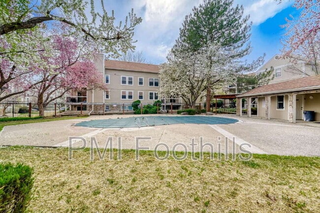 Building Photo - 5565 W 76th Ave