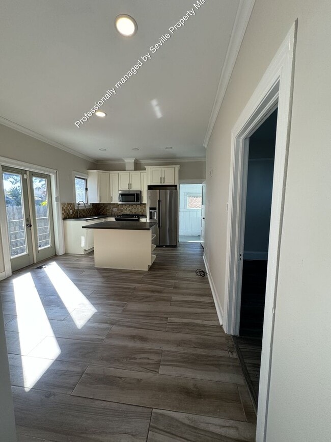 Building Photo - MOVE-IN READY 2+BR House in Prime NOBE neighborhood