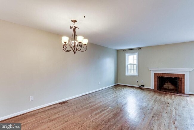 Building Photo - 839 N Greenbrier St