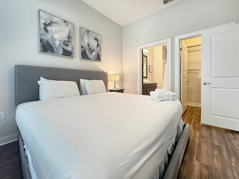 Building Photo - 124 S Morgan St