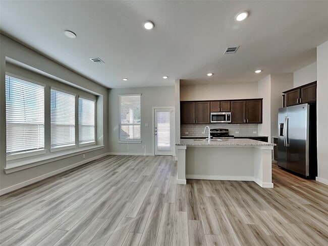 Building Photo - 2307 Cohorn Trl