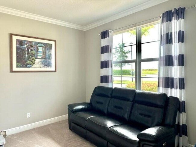 Building Photo - Annual Rental in Port St Lucie