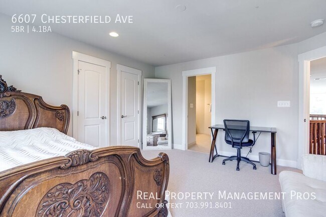 Building Photo - 6607 Chesterfield Ave