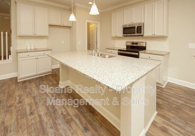 Building Photo - 4133 Rigsby Ln
