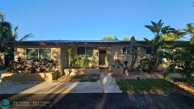 Building Photo - 436 NE 25th Ave