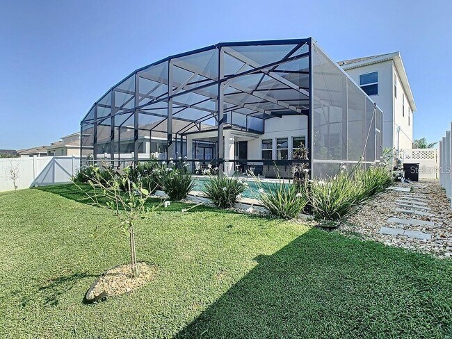Building Photo - 10264 Love Story St
