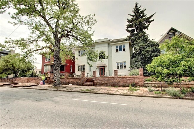 Primary Photo - 1311 N Downing St