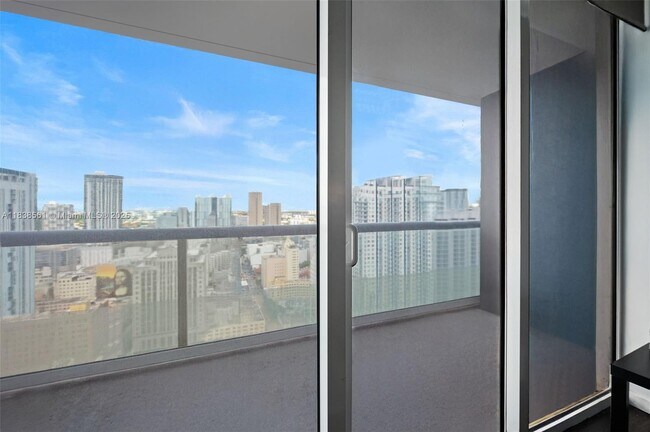 Building Photo - 50 Biscayne Blvd