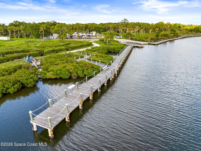 Building Photo - 7415 Aquarina Beach Dr