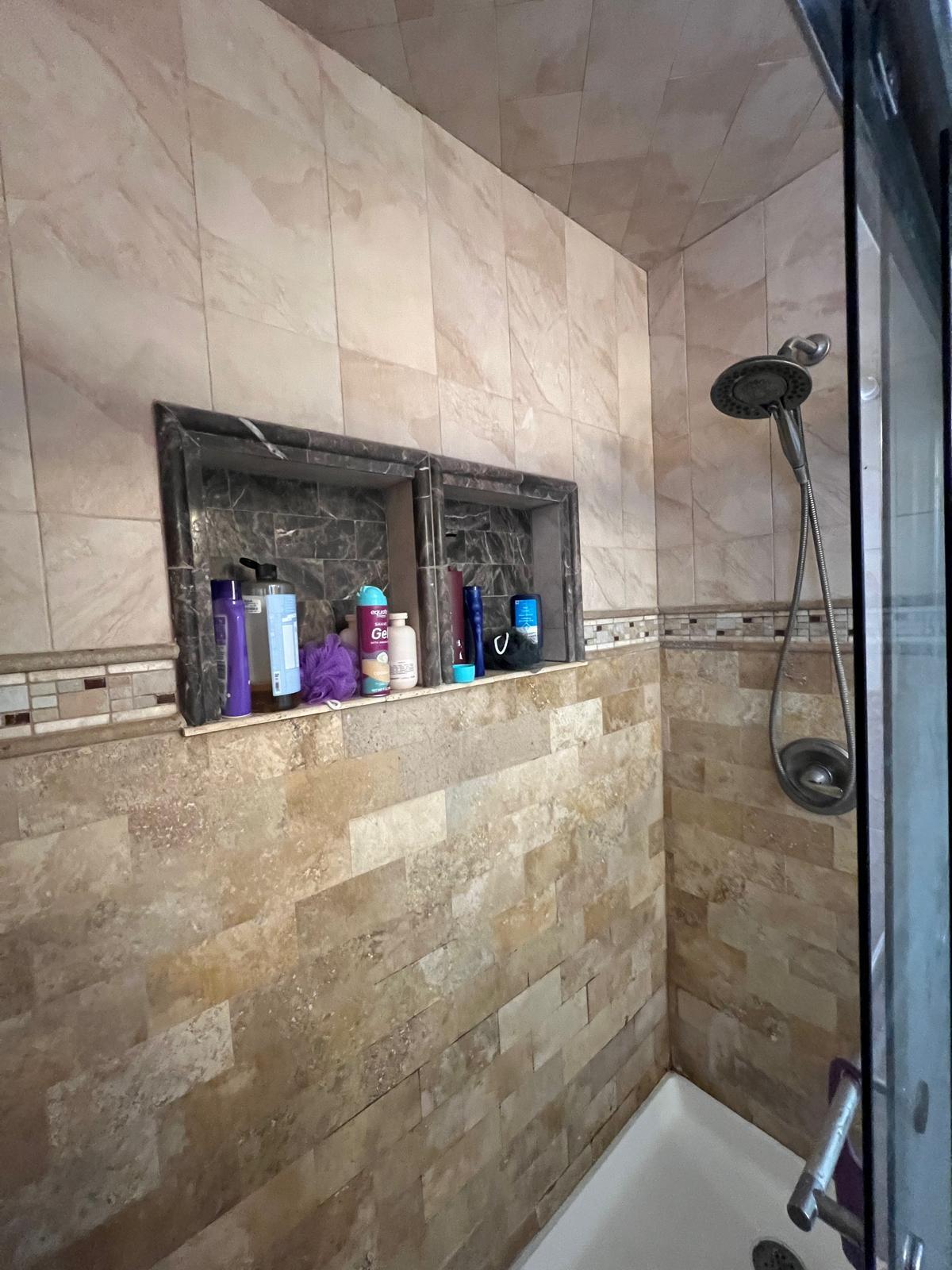 Building Photo - 1444 Esterbrook Ave