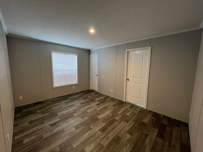 Building Photo - 38058 Pardo Dr