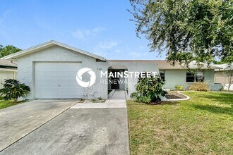 Building Photo - 3 Bedroom Pet-Friendly Home in New Port Ri...