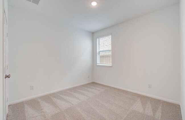Building Photo - 24838 Harrow Mdw Dr