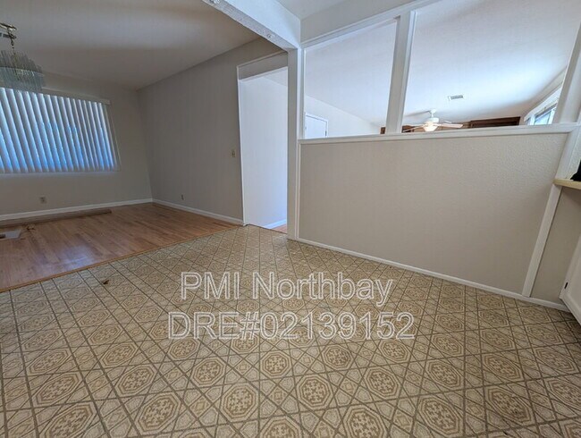 Building Photo - 2909 Calaveras Dr
