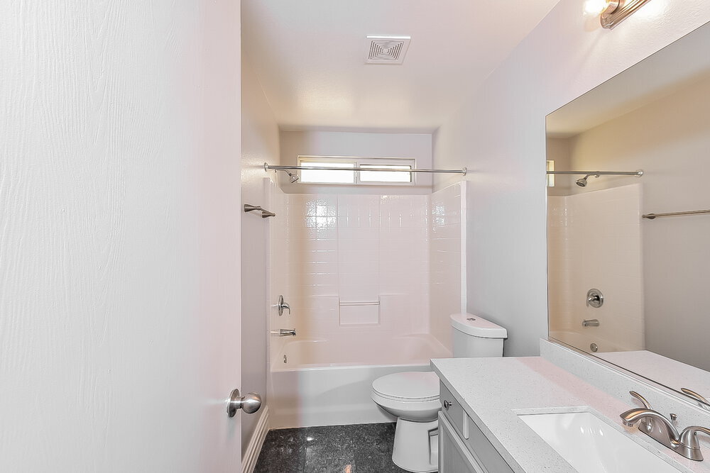 Building Photo - 9729 Red Horse St