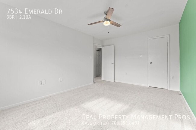 Building Photo - 7534 Emerald Dr