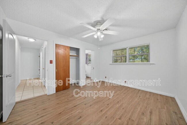 Building Photo - 7590 New Sulphur Springs Rd