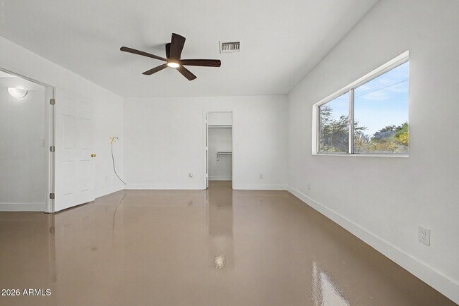 Building Photo - 16223 N 40th Pl