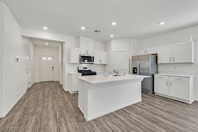 Building Photo - 7451 Mason Springs Ave