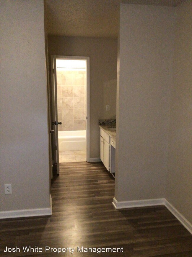 Building Photo - 3 br, 1.5 bath House - 629 Chambers