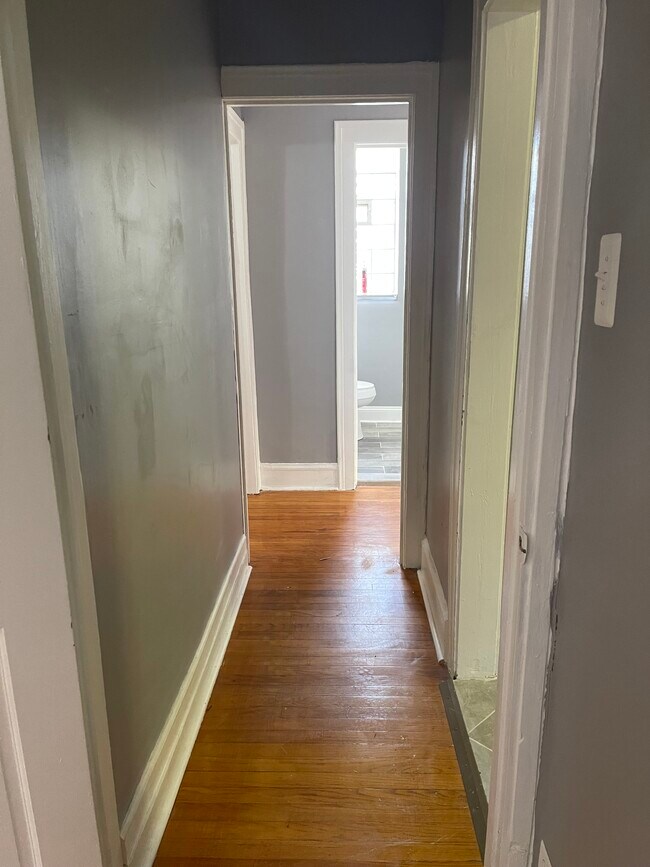 Building Photo - 8040 S Evans Ave